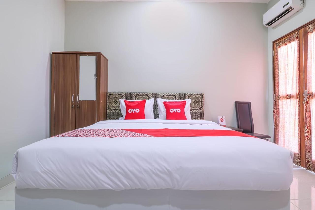 Oyo 1670 Likko Inn Denpasar Exterior foto